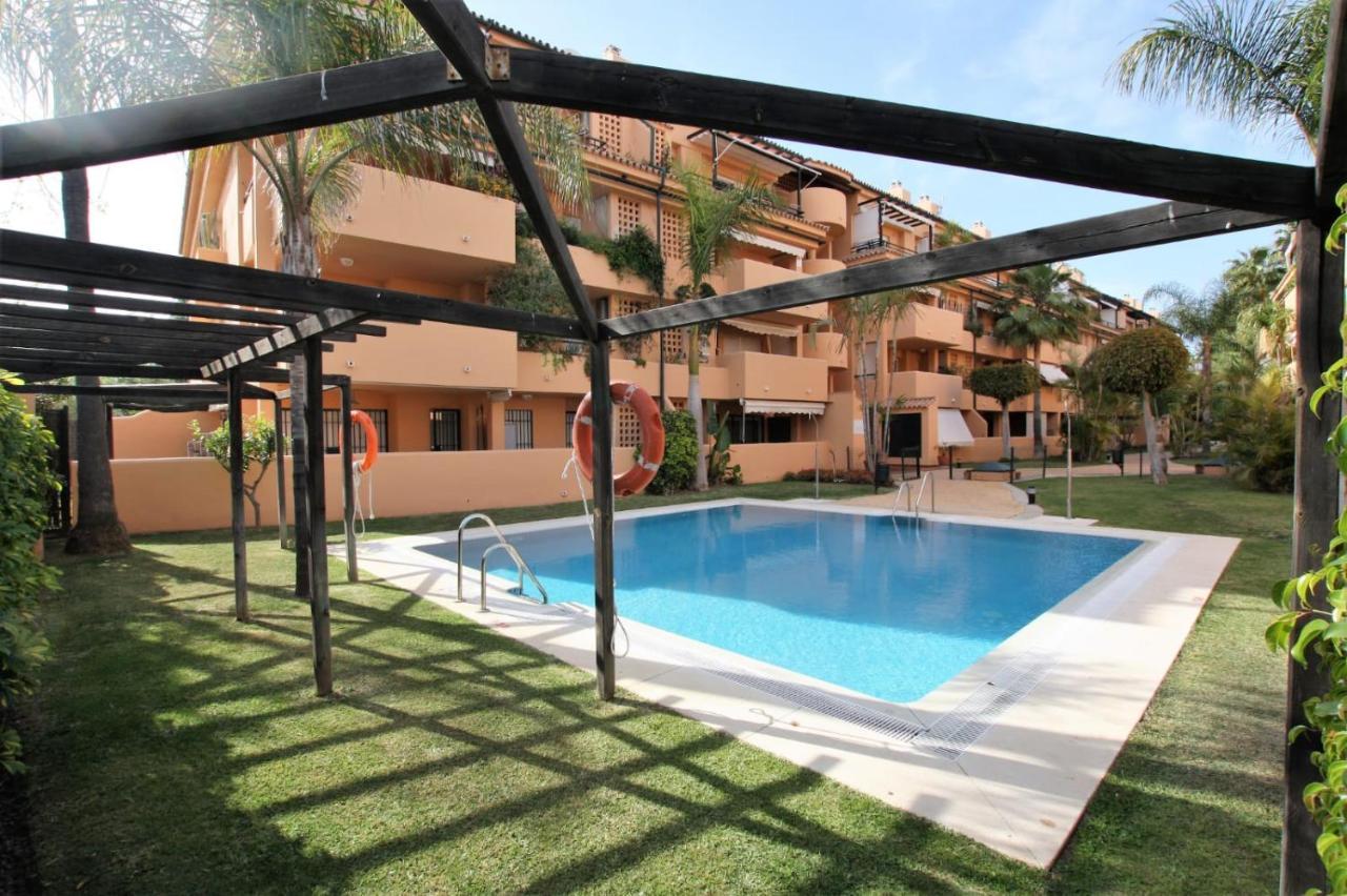 Apartamento Beachfront La Jacaranda Марбелья Экстерьер фото